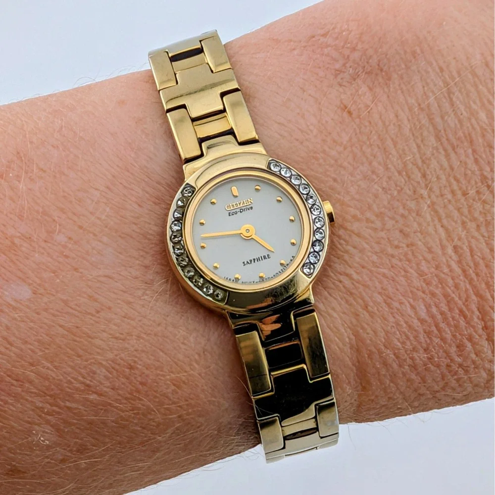 Citizen Eco-Drive Silhouette Swarovski White MOP Sapphire Gold G620-S017599 6